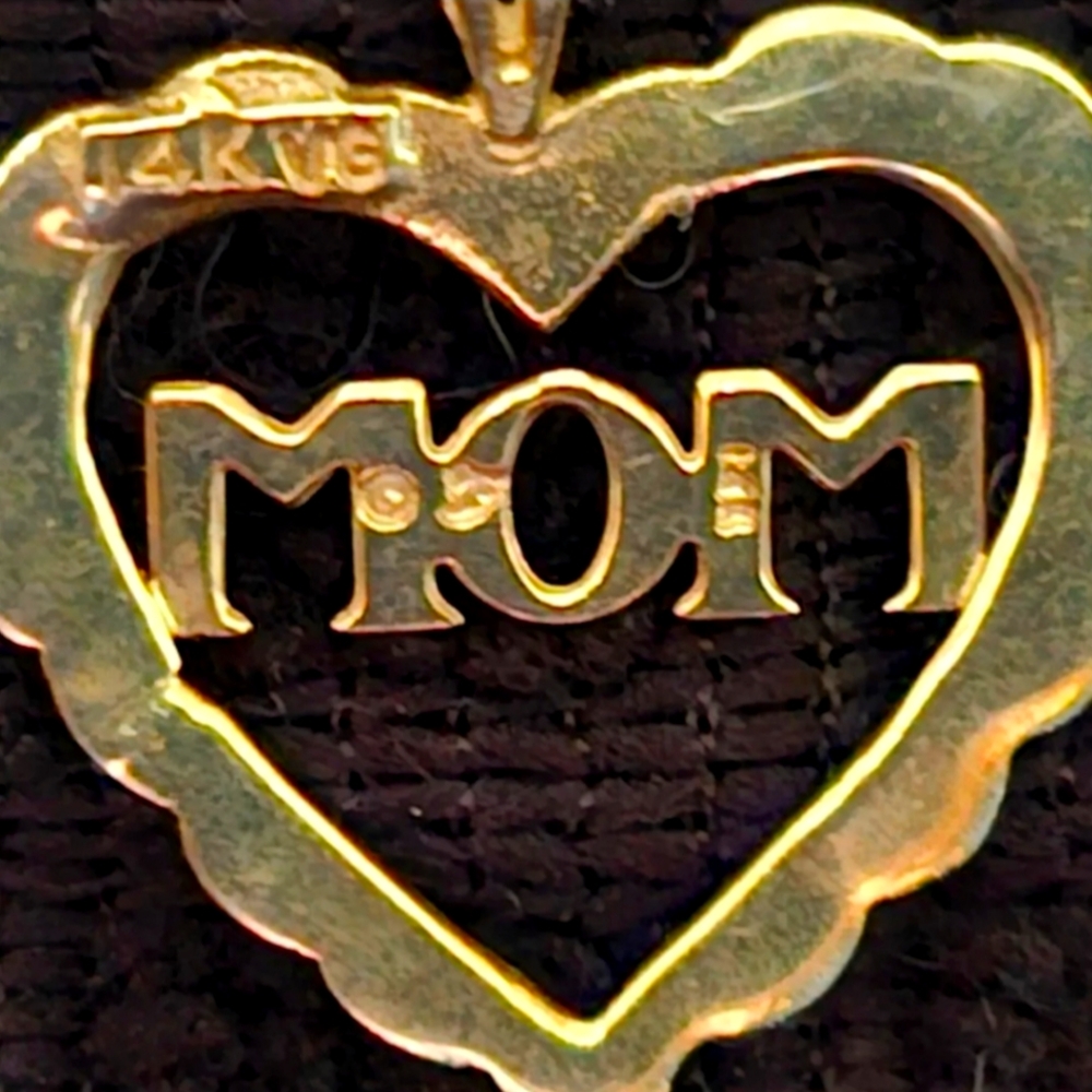14k gold pendant - Picture 1 of 2